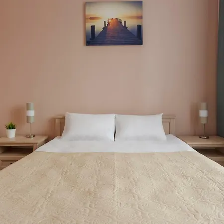 Nika Aparthotel